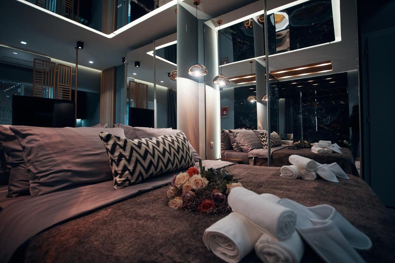 Monza Mirror Apartment Kikinda Eksteriør billede